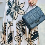 VESTIDO C/ SAIA PREGUEADA