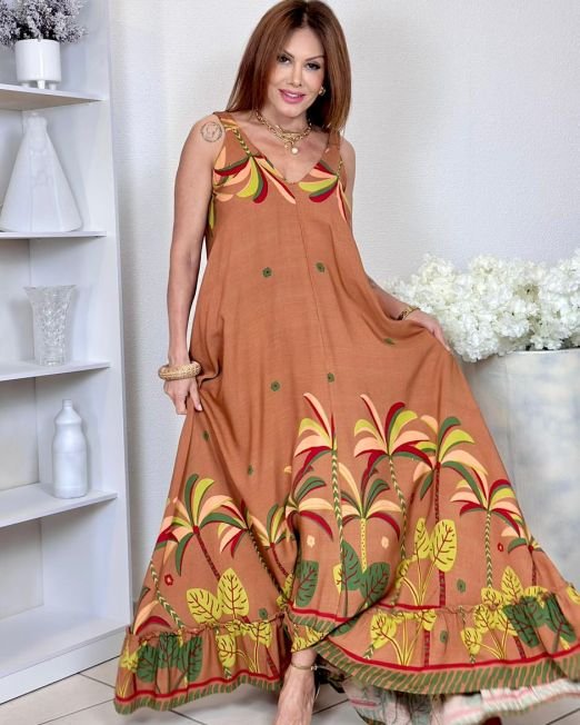 VESTIDO BABADO NAS COSTAS