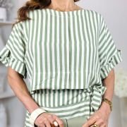 CONJUNTO BLUSA DETALHE + SHORT-SAIA SOBREPOSTA