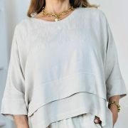 BLUSA BARRA ASSIMÉTRICA